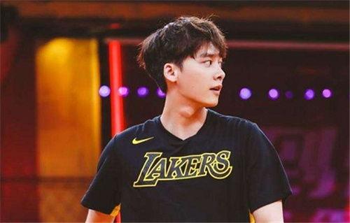 51吃瓜网张津瑜李易峰,51吃瓜网爆料的娱乐圈风云