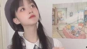 抖音清华美女吃瓜网红,揭秘校园生活趣味瞬间”