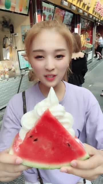 近期网红吃瓜女主是谁呀