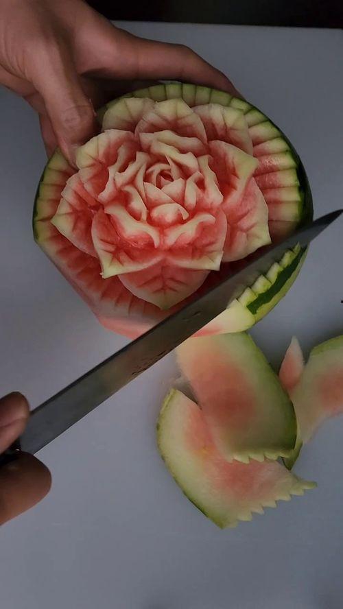 吃瓜网红订婚了吗,甜蜜官宣，爱情甜蜜来袭！