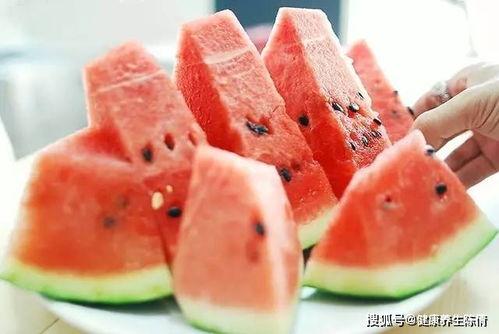 六点吃瓜网,揭秘娱乐圈最新热点，带你畅游八卦世界