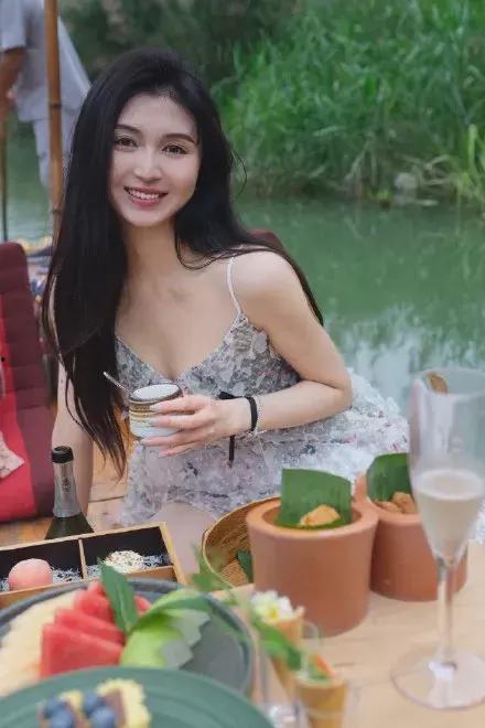 吃瓜事件网红陈蕾蕾,吃瓜事件背后的网红成长之路