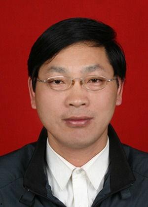 昆明网传的学校吃瓜,揭秘校园吃瓜背后的真相