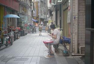 深圳城中村网红吃瓜,网红吃瓜背后的烟火人生