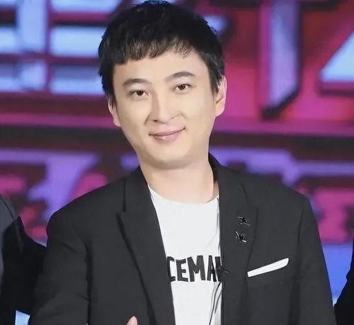 吃瓜网红头像高清图片男,揭秘吃瓜网红高清男生头像背后的故事