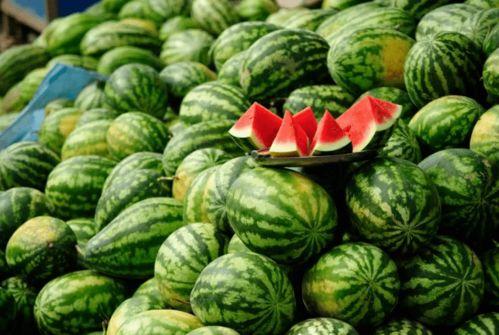 网红罗阿薇吃瓜视频,揭秘网红圈幕后故事