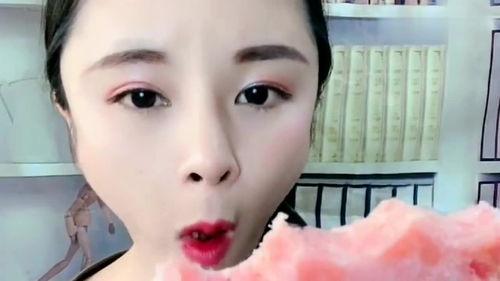 天津网红美女吃瓜,揭秘幕后真相与网络热议