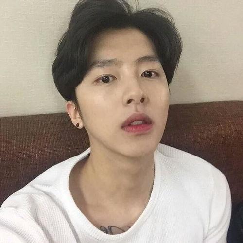 吃瓜网红头像照片男生版